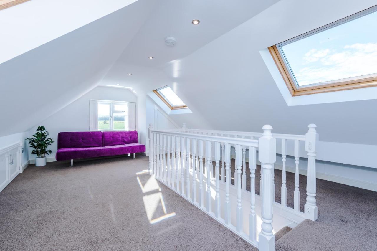 "Woodlands" By Greenstay Serviced Accommodation - Luxury 3 Bed Cottage In North Wales With Stunning Countryside Views & Parking - Close To Glan Clwyd Hospital - The Perfect Choice For Contractors, Business Travellers, Families And Groups Bodelwyddan Exteriér fotografie