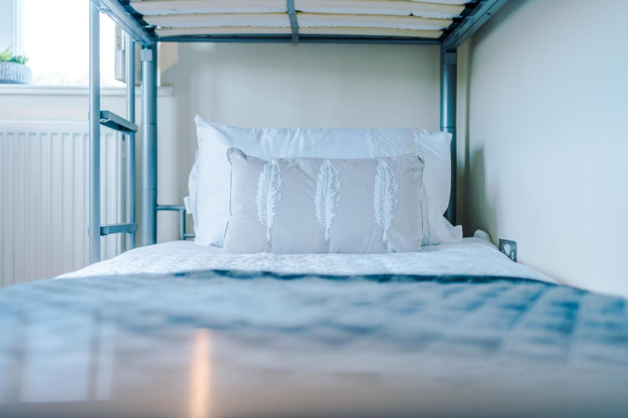 "Woodlands" By Greenstay Serviced Accommodation - Luxury 3 Bed Cottage In North Wales With Stunning Countryside Views & Parking - Close To Glan Clwyd Hospital - The Perfect Choice For Contractors, Business Travellers, Families And Groups Bodelwyddan Exteriér fotografie